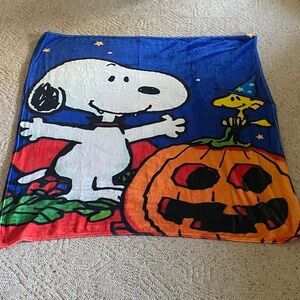 Snoopy Halloween Blanket